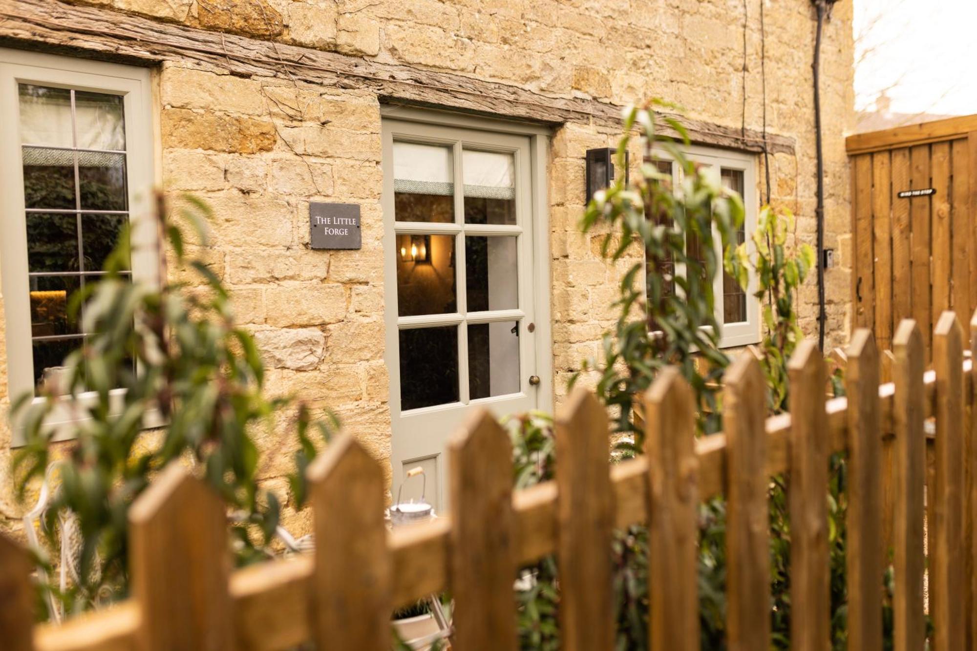 Cotswold Cottage With Hot Tub Bledington Экстерьер фото