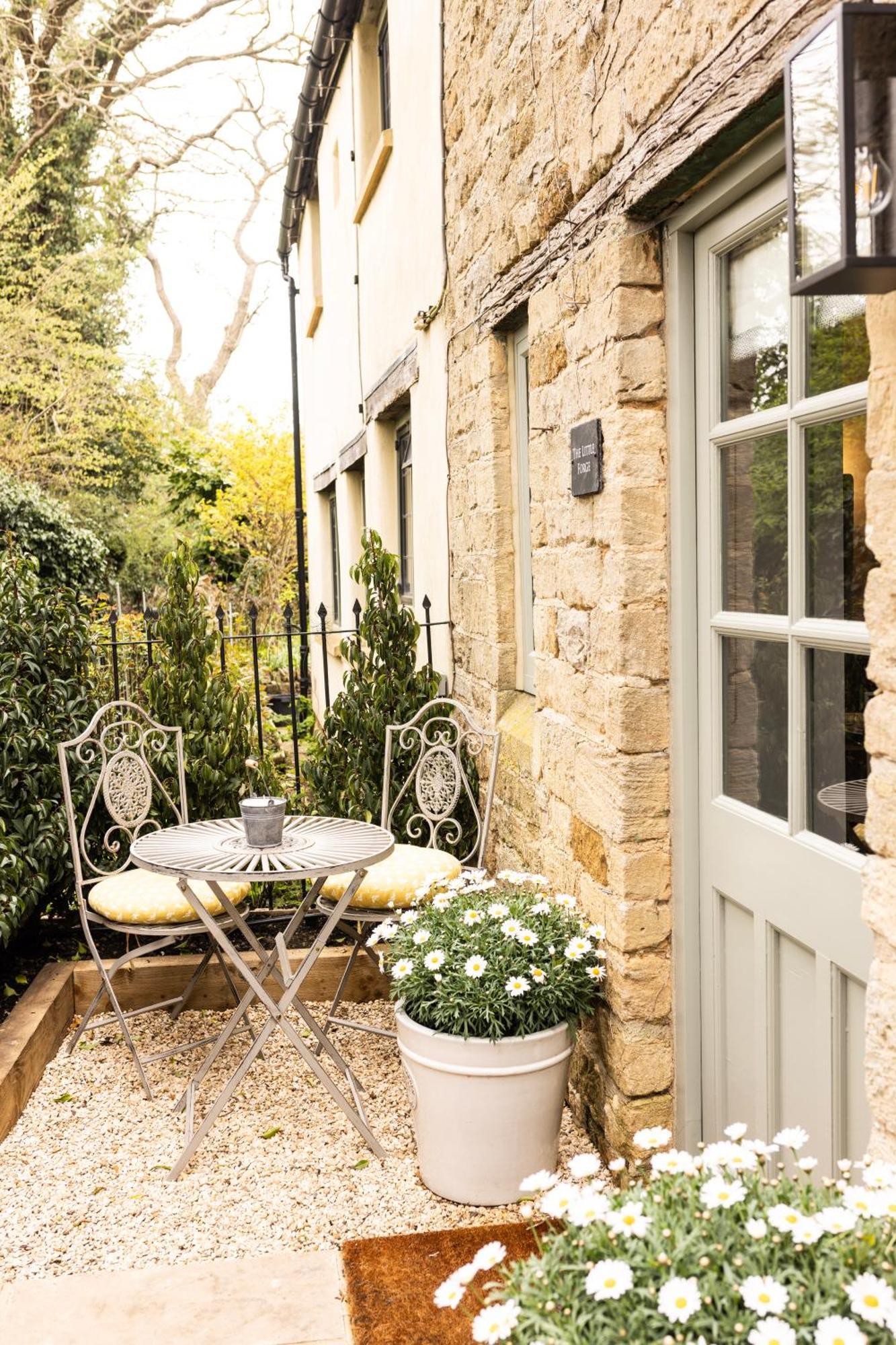 Cotswold Cottage With Hot Tub Bledington Экстерьер фото